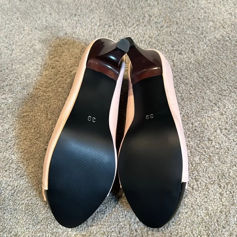 Women’s Pink & Black High Heels Pumps Bow Design Slip On Size 7.5 (39CN) NEW